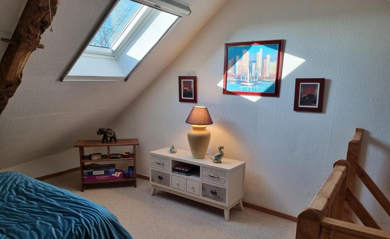 Bed and Breakfast Les Berges De La Planchette Yvignac-la-Tour Zimmer foto