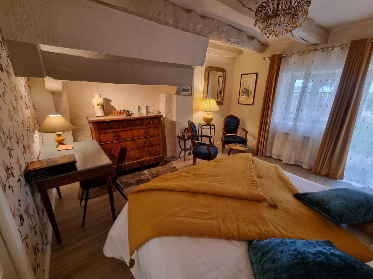 Bed and Breakfast Les Berges De La Planchette Yvignac-la-Tour Exterior foto