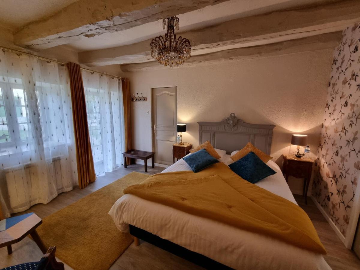 Bed and Breakfast Les Berges De La Planchette Yvignac-la-Tour Exterior foto